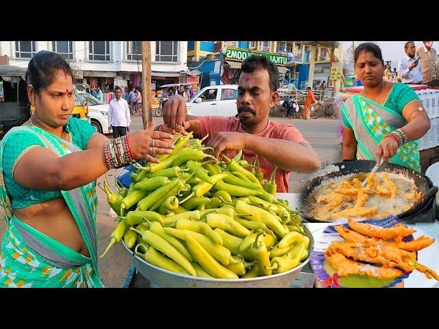 Husband Wife Selling Mirchi Pakoda At Puri Sea Beach । Price ₹ 5/- Only । Indian Street Food class=