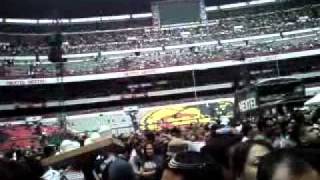 Into the crowd - 360° Tour Mexico City 2011-05-11