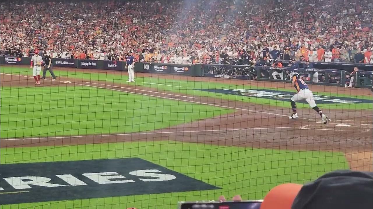 Houston AstrosChaz's bat explodes!!! YouTube