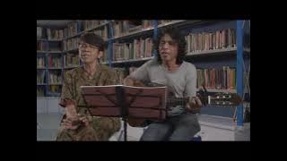 Download lagu AriReda: Senjapun Jadi Kecil, Kotapun Jadi Putih.