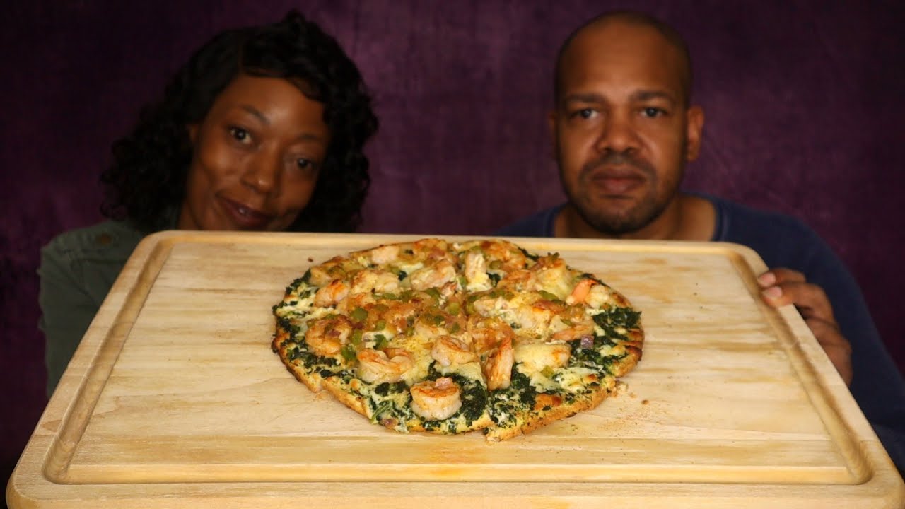 Shrimp Alfredo Seafood Pizza Mukbang
