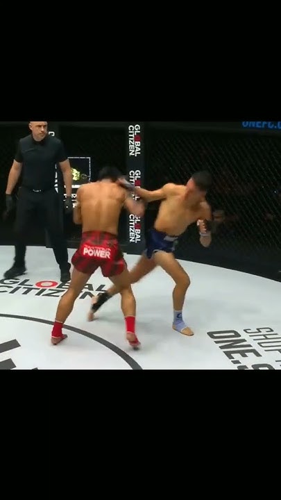 Этот боец всех разносит на своем пути #shorts #mma #ufc #боинакулаках # ...