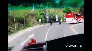 Hits Mansyur S                                  Kuminta Maafmu
