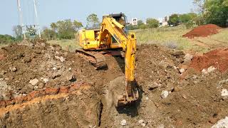 JCB Excavator Rescue Ford 4600 Compressor Komatsu Tractor Stuck in mud | jcb video