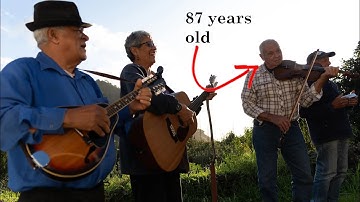 This is folk music from an island in the middle of nowhere - St. Helena