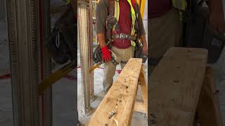 300 Dollars hammer - Stiletto TB3 #carpenter #construction #work #concretework #foryou screenshot 3