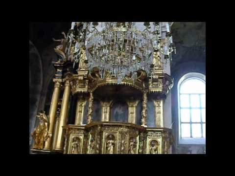 Video: Bernardine Church of the Virgin Mary (Bazylika Wniebowziecia Najswietszej Marii Panny w Rzeszowie) paglalarawan at mga larawan - Poland: Rzeszow