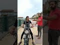 تبعونا لما اجي اركب ومعرفش اسوق