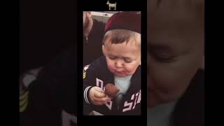 Hasbullah Ilk Kez Çilek Yiyor