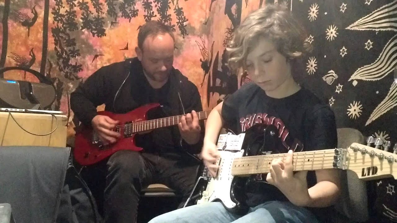 Guitar lesson at Guitar Ventura YouTube