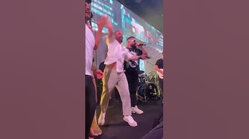 Thumbnail of Omer Adam and shrek singing by a wedding