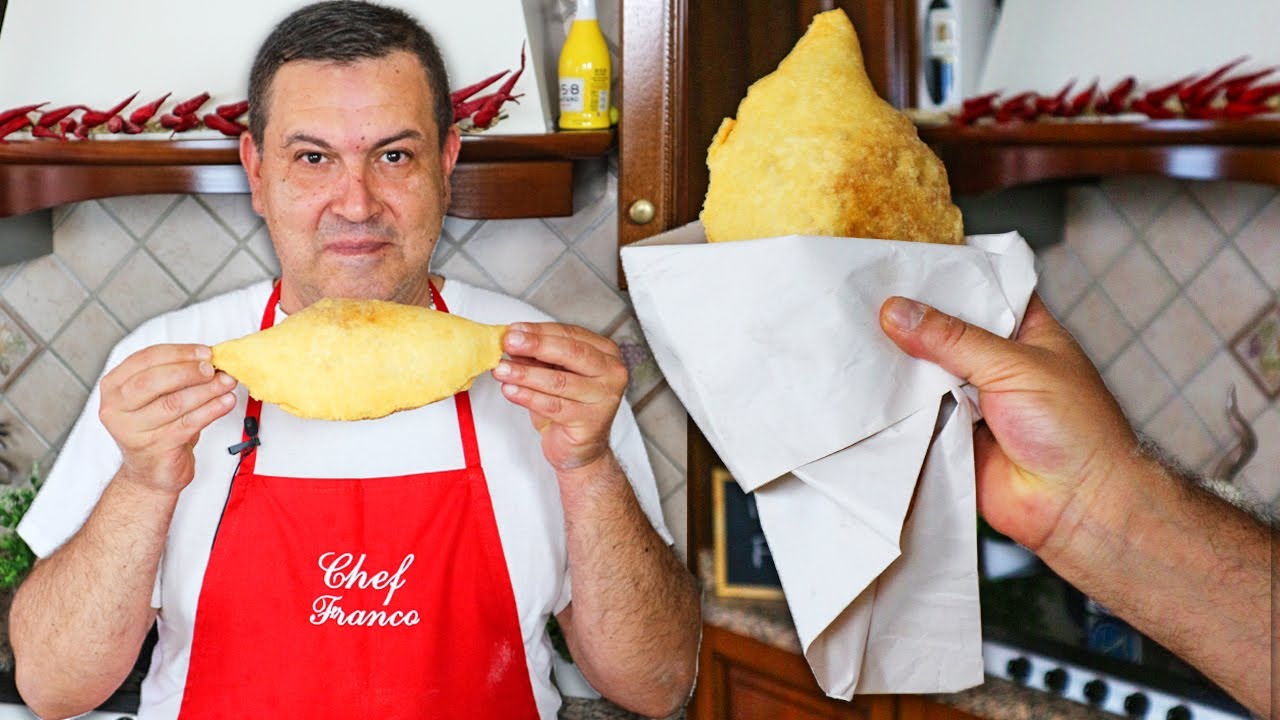 PIZZA FRITTA NAPOLETANA!! La Ricetta Originale FATTA in CASA YouTube