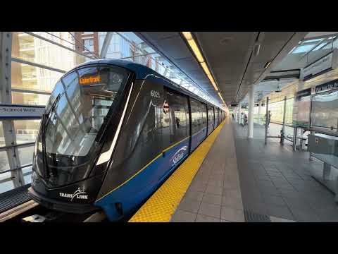 Mk V train leaving Main Street-Science World Station | Expo Line | Skytrain