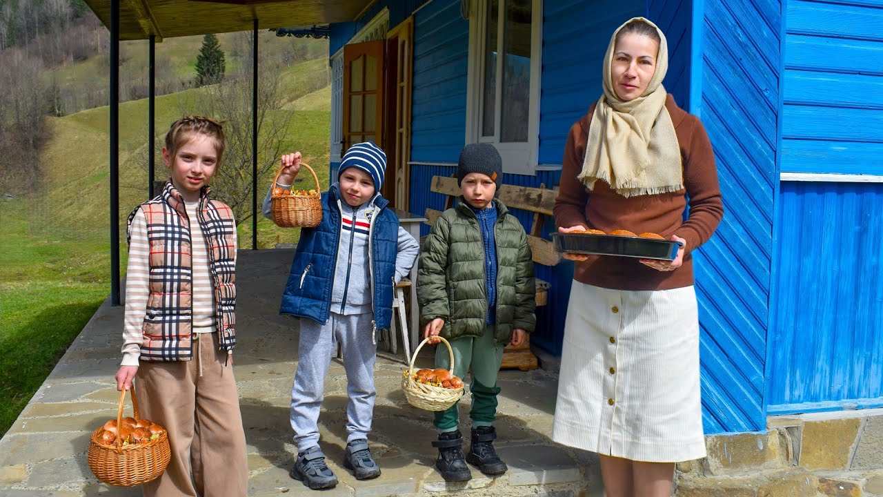 How PEOPLE LIVE in a Ukrainian mountain village