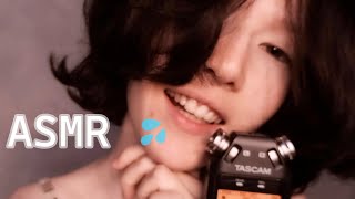 картинка: АСМР медленный ликинг микро😋 звуки рта 100% мурашки 💕ASMR slow licking, Mouth sounds 100% tingling