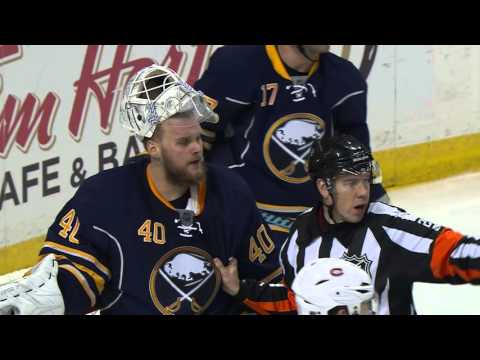 Gotta See It: Scrivens, Lehner get in staring contest during scrums