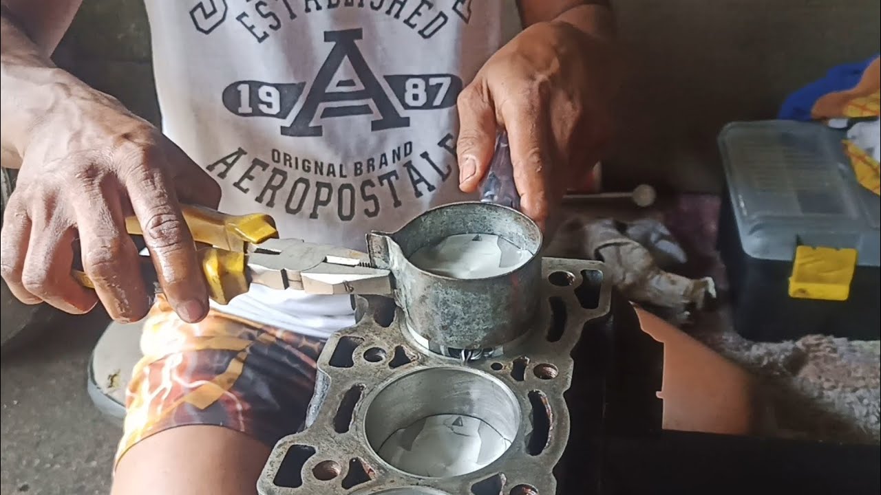 installing piston on cylinder block YouTube