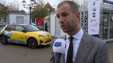 Wethouder onderwijs Hilbert Bredemeijer te gast in Het Glazen Radiohuis 