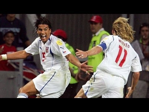 Video: Na Koho Sázejí Fotbalové Sázkové Kanceláře Na Euro 2012?