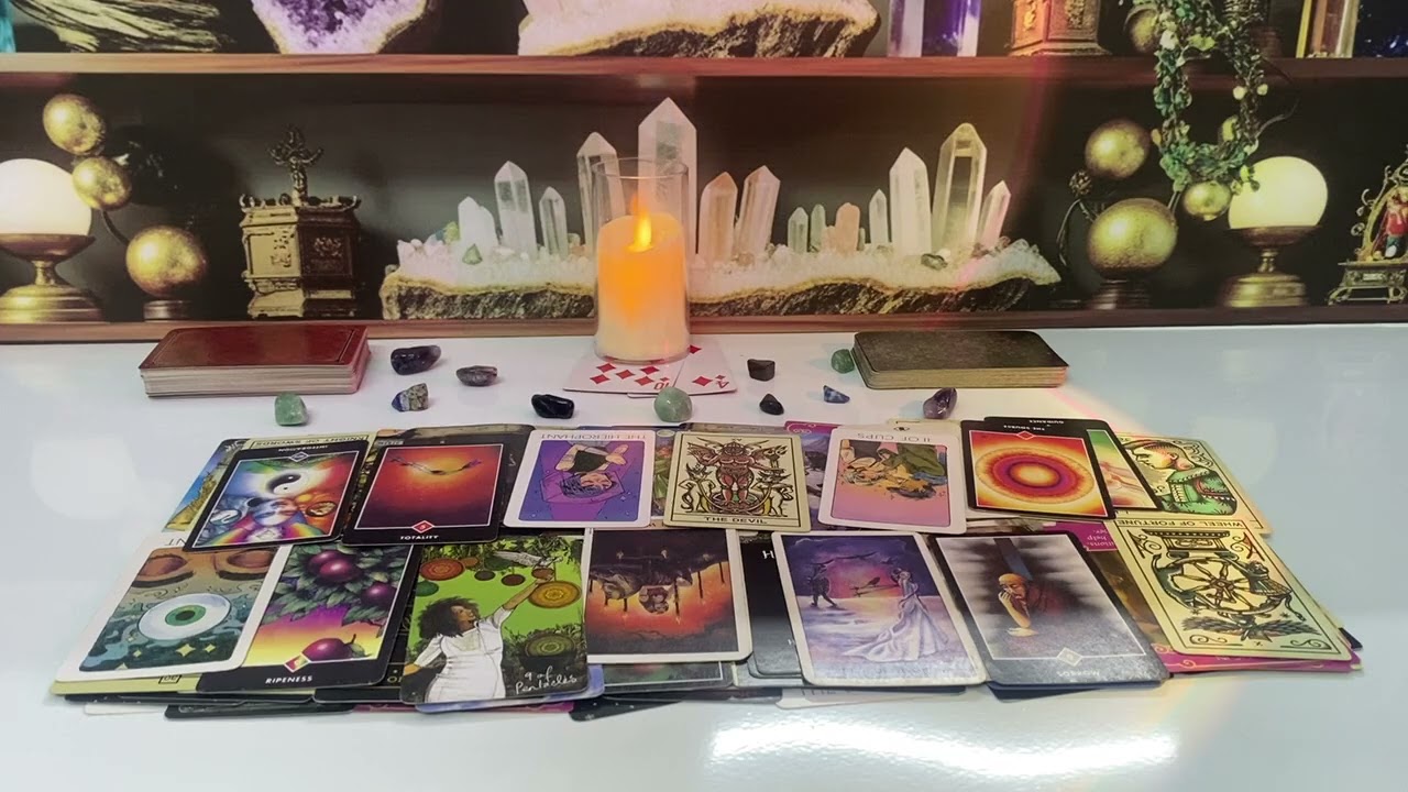 TAURUS WHO'S WATCHING WHO - - TAROT TAURUS LOVE TAROT READING