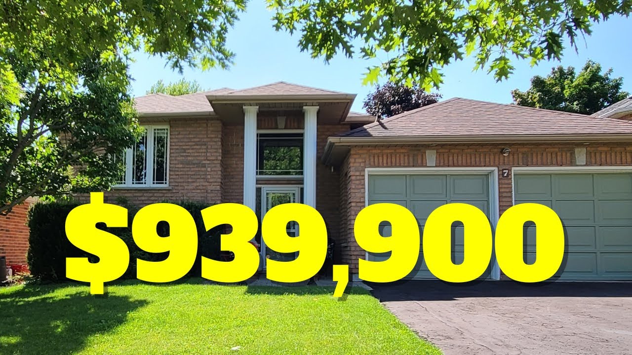 7 Glen Oak Court Detached Bungalow in Country Club Estates / North