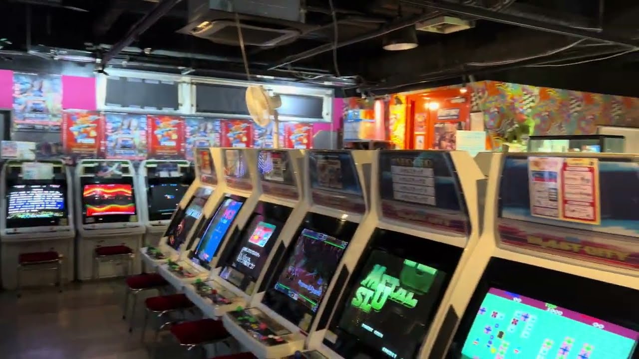 The Best Retro Arcade I've Ever Been To: Takadanobaba Mikado Game Center - Shinjuku Tokyo, Japan