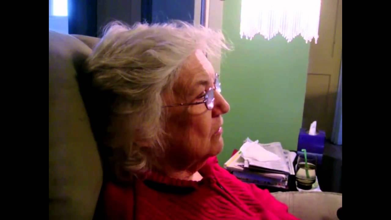 Momma Ruth Mama, Ruth, 83, with Alzheimer's, Singing He Touched Me.wmv - YouTube