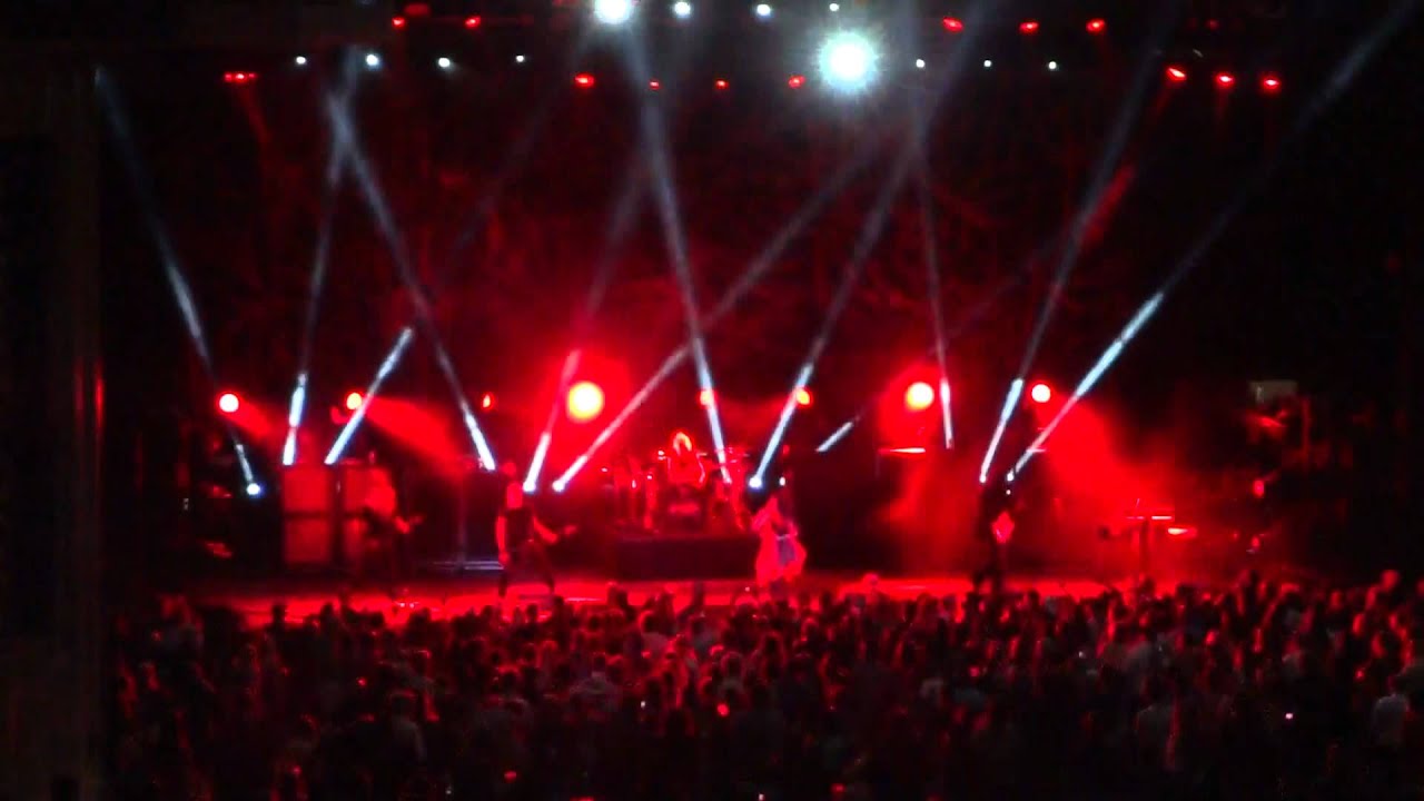 Evanescence - Bring Me To Life (Buzzfest Houston 4.21.12) - YouTube