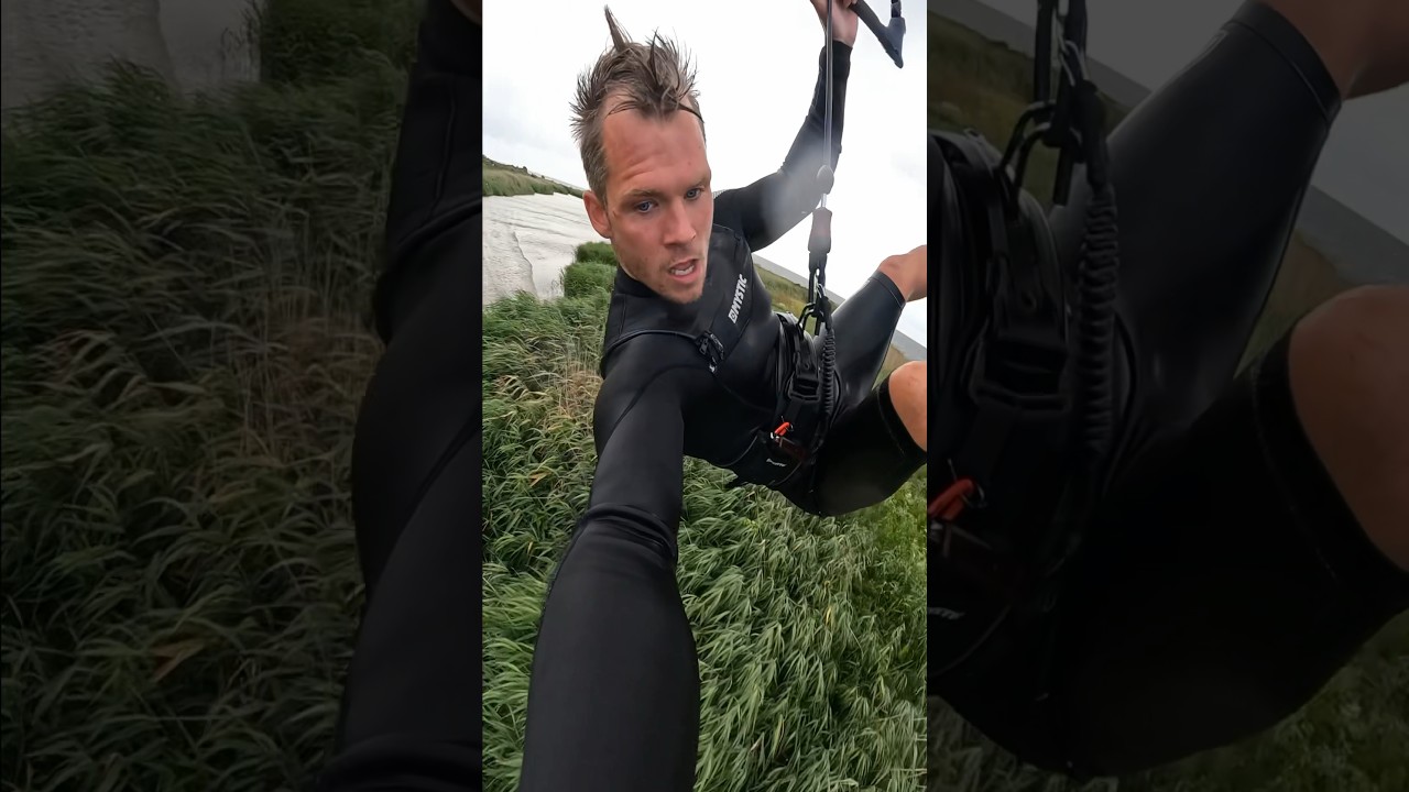 Nothing beats this #kiteboarding #kitesurf #fyp #fyp #free #freeride #summer #kitesurfing #jump