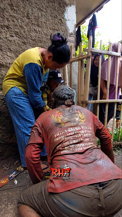 Anak Kecil Lagi Didoakan Manusia Lumpur , Kuda Lumping Mang Talan