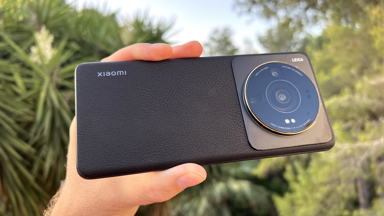 Xiaomi 12S Ultra Review - This is Game-Changing. 