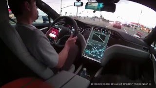 Tesla Model S Auto Pilot 7.1 doesn't see stopped vehicle and doesn't brake. Tesla S Automatic Braking Saves Driver From Crash 7news