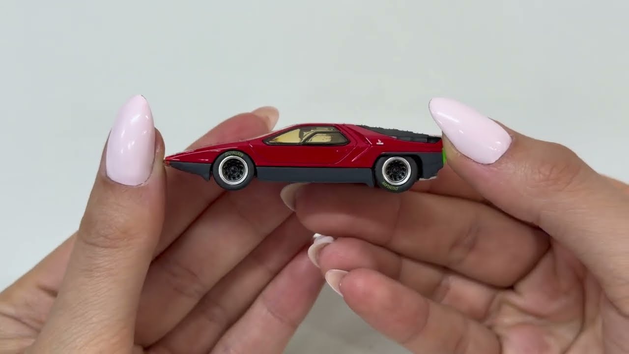 Alfa Romeo 33 Bertone Carabo 1968 1/64