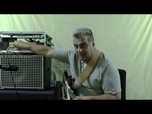 Eden 550 Traveler Bass Amp - YouTube