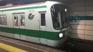 新長田駅を発車する、神戸市地下鉄西神・山手線3000系電車。