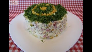 Салат с копчёной колбасой и кукурузой Салат с копчёной колбасой и кукурузой