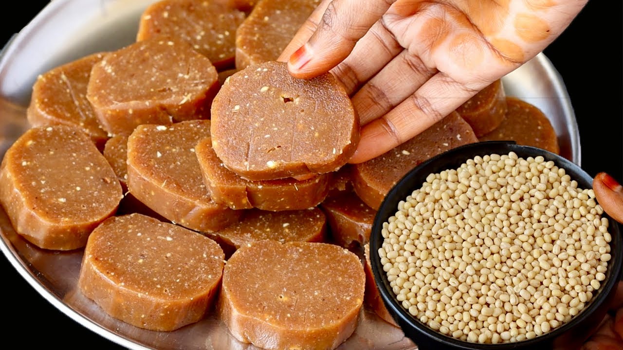 குழந்தைகள் முதல் முதியவர் வரை வலுவாக ஆரோக்கியகமாகவும் இருக்க உளுந்து பர்பி😋 | Healthy Sweet Recipe