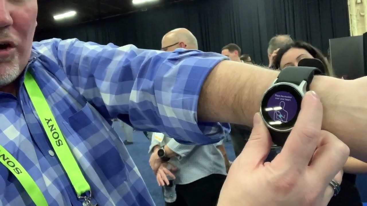 CES2019: HeartGuide FDA Approved wrist blood pressure monitor