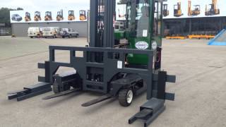 CombiLift C3000 Spreader Bar in Operation