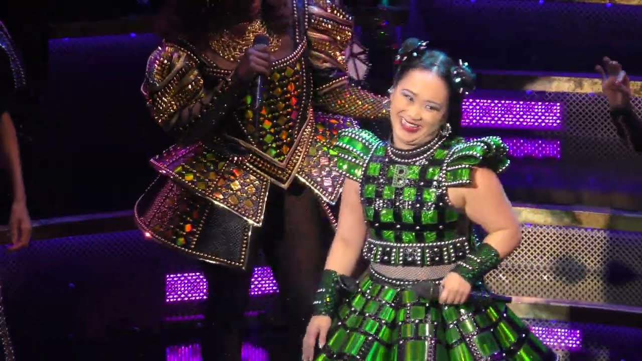 PARODY: SIX Queens on Broadway [November 2022 version] - YouTube