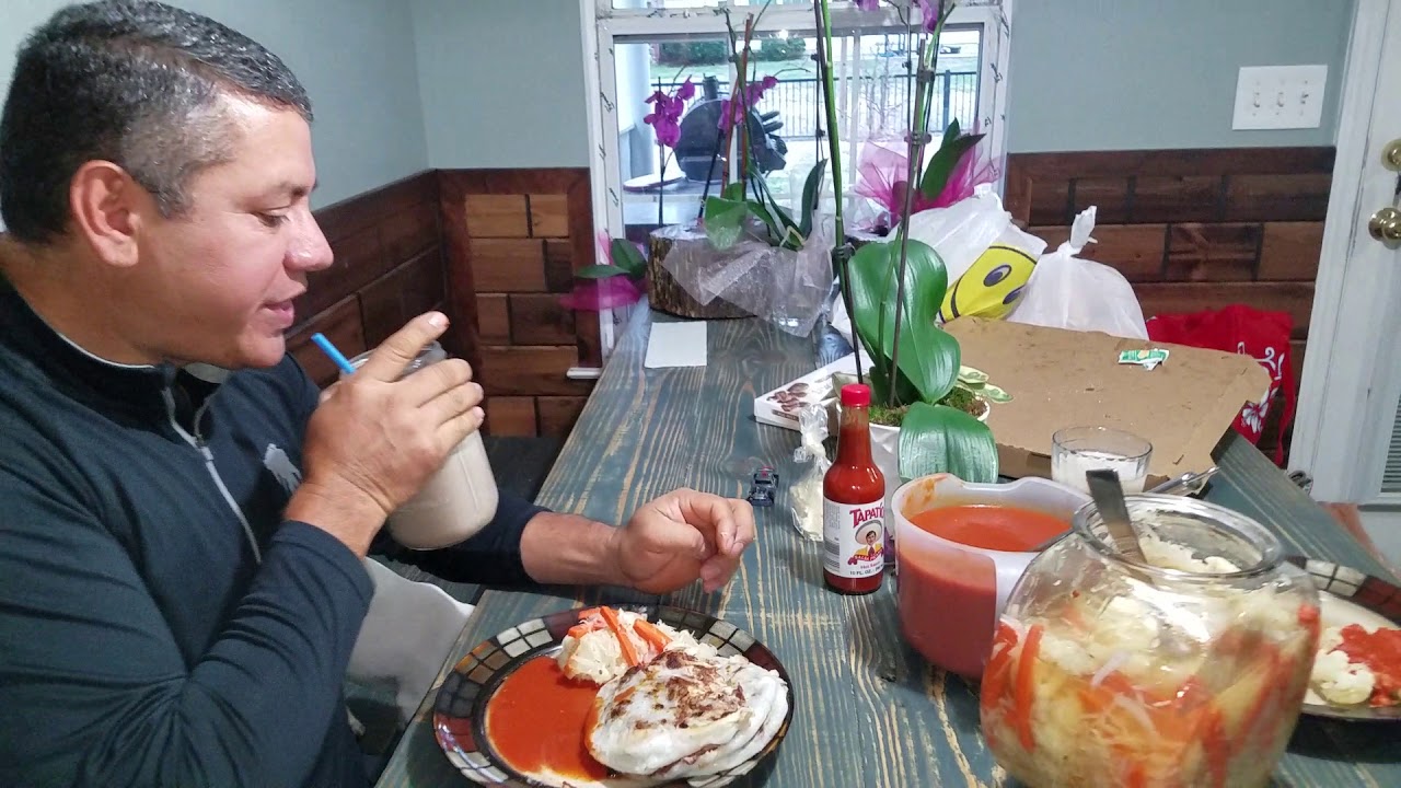 COMIEDO UNAS PUPUSAS DE ARROZ affordable dentures