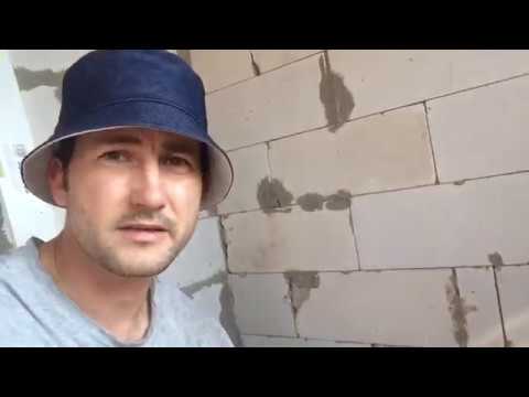 Video: Бетон Жаргылчак: Колдогу бетон пол жаргылчактарынын өзгөчөлүктөрү. Чаң соргуч менен машинкага таштарды кантип тандоо керек?