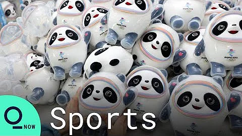 Winter Olympics Mascot Bing Dwen Dwen Drives Souvenir Sales in Beijing - DayDayNews