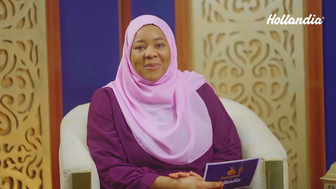 Finding Your Voice as a Muslim Creative|Ramadan with Hollandia Ft Safiyya Ibrahim