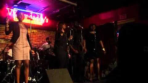 Tracey Preston performing "I wanna dance with some...