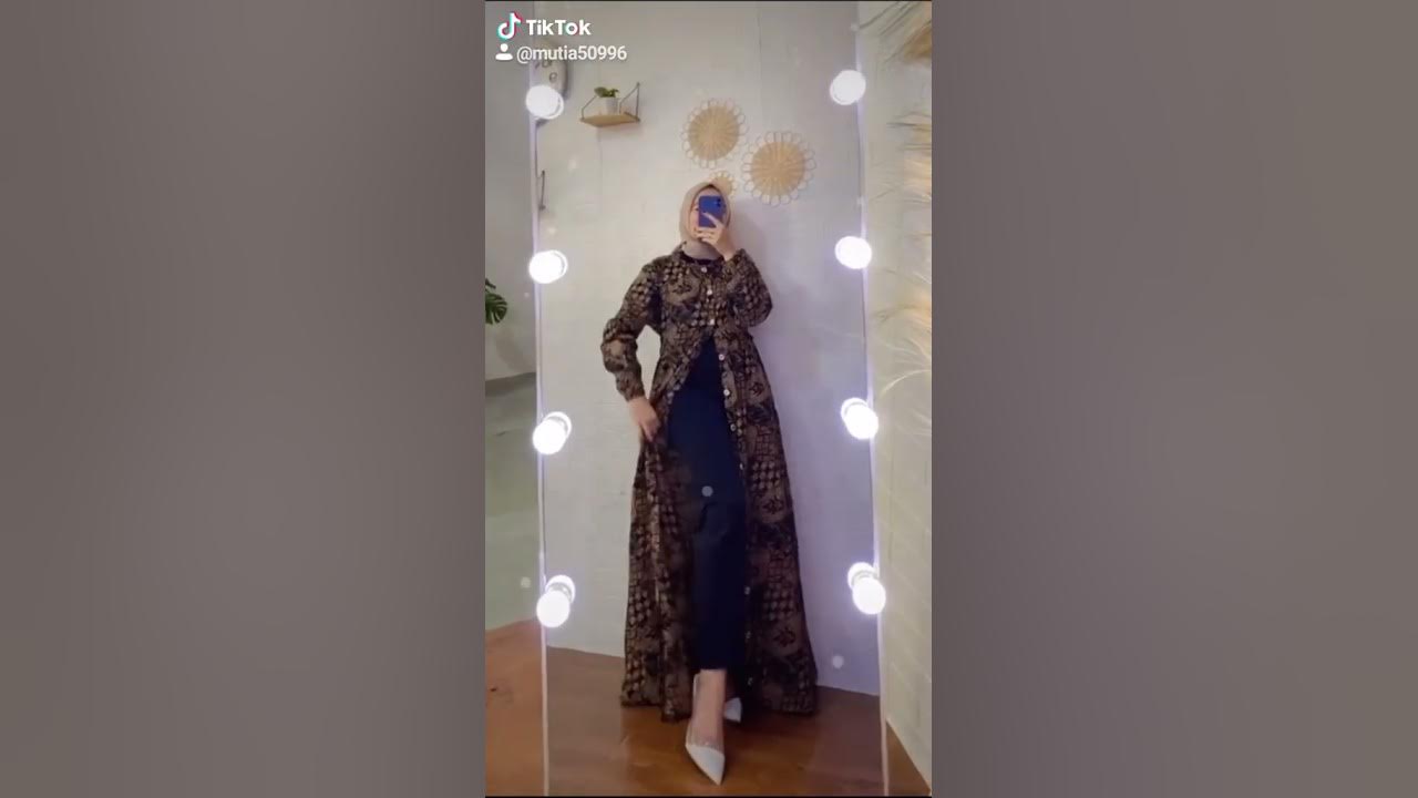 Kombinasi Gamis Batik Terbaru