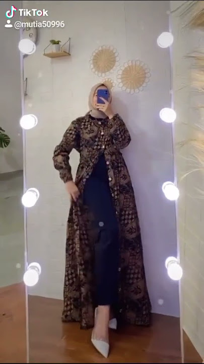 Kombinasi Gamis Batik Terbaru