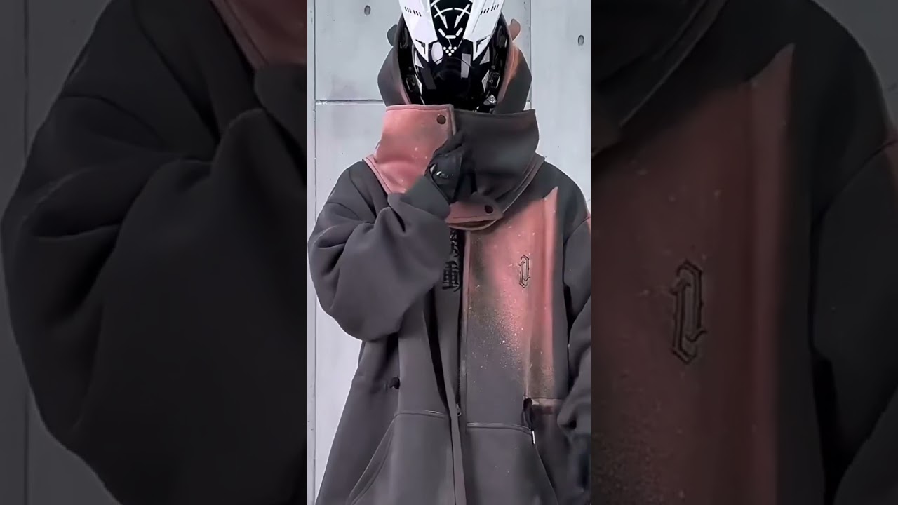 Revolutionize Your Look with the Horn Techwear Jacket! 🚀  