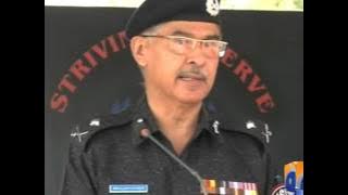 Geo News | Warid Telecom's Franchise robbed in Karachi