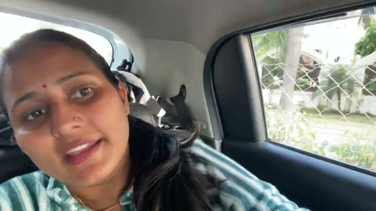 Mummy g ko diya surprise 🥳🥳 #youtube #minivlog #youtuber #familychannel #fun 